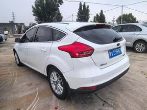 <span class=keywords><strong>Ford</strong></span> <span class=keywords><strong>Focus</strong></span> 1.6 Automatica Bianca Berlina Benzina <span class=keywords><strong>2016</strong></span> - Product Image 5