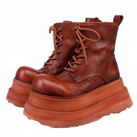 Bottines Martin à lacets à semelle épaisse pour femmes aux pieds fins, dessus en cuir de vachette pleine fleur lavé