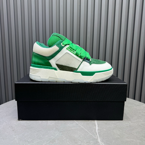 Zapatillas de Moda Casual Deportivas de Caña Alta con Perforaciones, Logotipo Grabado, Empeine de Cuero, Forro de Malla y Suela de Goma - Colección Amiris - Product Image 4