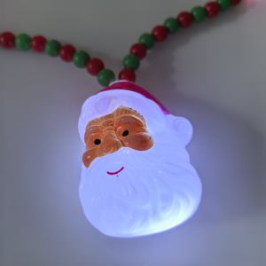 Collana Decorativa con Babbo Natale Luminoso a LED con Perline Rosse e Verdi per Feste di Capodanno e Natale - Product Image 4