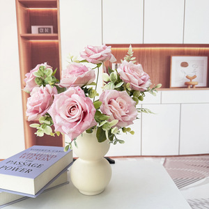 Fábrica de Flores Meiyu, Rosa de Seda Artificial con 7 Cabezas y Diamantes, para Decoraciones de Bodas y Hogar - Product Image 1