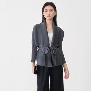 Top de Verano Tejido con Cuello Halter Plisado, Estilo Casual Elegante para Mujer, Tallas Grandes, Disponible en Línea, Venta al Por Mayor - Product Image 3