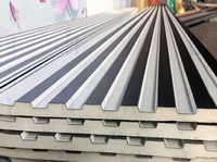 Tuile d'isolation de toiture en acier laminé à chaud sans paillettes, panneau composite en mousse pour tente et maison préfabriquée