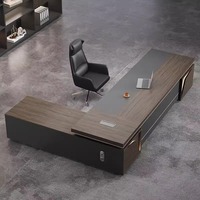 Combinaison de chaise de bureau de bureau du patron Meubles de luxe modernes simples Bureau du président de grande classe en chêne clair Utilisation scolaire à domicile