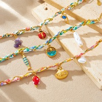 Chaîne perlée en acier inoxydable plaqué or 18 carats, motif animal coloré, style européen et américain, tendance, avec pendentif goutte d'huile, idéale comme cadeau
