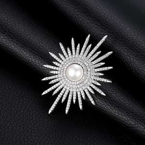 Broches de perlas, <span class=keywords><strong>trajes</strong></span> de mujer, corsages, dijes individuales, broches de girasol, accesorios versátiles y elegantes, accesorios de alta gama <span class=keywords><strong>para</strong></span> damas. - Product Image 3