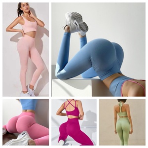 Conjunto <span class=keywords><strong>Deportivo</strong></span> de <span class=keywords><strong>Sujetador</strong></span> y Pantalones Cortos Sin Costuras para Mujer 2026, Ecológico, Transpirable, Levanta Glúteos, Ropa Deportiva Sheining&alo Yoga - Product Image 1