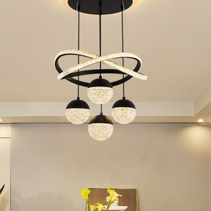 Lampadario LED Moderno Minimalista BTLY, Altezza Regolabile, in Alluminio e Cristallo, Nero/Oro, Garanzia di 2 Anni, Facile Installazione - Product Image 6
