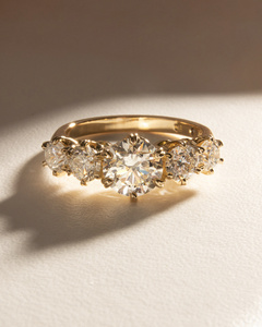 Bague en or massif sertie de diamants de laboratoire ronds brillants de qualité supérieure pour femme, cadeau d'anniversaire, bijou raffiné pour mariage et fête - Product Image 2