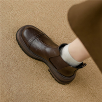 Bottes Chelsea à bout fendu pour femmes, double élastique, semelle épaisse à crampons, style rétro, bottes courtes de travail, OEM ODM Vente en gros