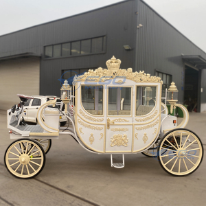 High Quality Luxury Gold 4 Wheels Horseless Electric CE Certified Wedding carriage Royal Carriage for Sale - Product Image 2