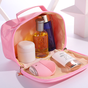 BSCI ISO Sedex FAMA moda all'ingrosso logo personalizzato paillettes glitterate <span class=keywords><strong>borsa</strong></span> per trucco in Nylon borse da viaggio impermeabili da donna rosa - Product Image 4