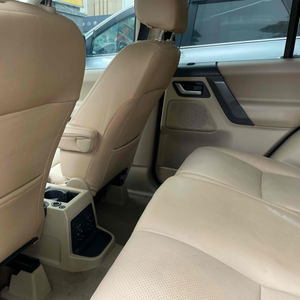 Land Rover <span class=keywords><strong>Freelander</strong></span> <span class=keywords><strong>2</strong></span> 3.2L Euro VI 5 portes 5 places 4x4 SUV d'occasion à bas <span class=keywords><strong>prix</strong></span> 2009, conduite à gauche, sièges en cuir, intérieur foncé, R17 - Product Image 5