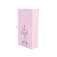 Boîte cadeau rigide personnalisée à couvercle magnétique avec revêtement UV, boîte d'emballage de bijoux écologique de style livre avec ruban et insert