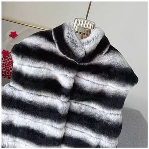 Rayure <span class=keywords><strong>Noir</strong></span> <span class=keywords><strong>et</strong></span> <span class=keywords><strong>Blanc</strong></span> Vêtements D'hiver Totoro Couleur Rex Fourrure De Lapin <span class=keywords><strong>Gilet</strong></span> Court avec Col Montant - Product Image 6