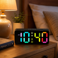 Réveil intelligent avec charge USB, éclairage d'ambiance, affichage numérique LED, écran RGB, réveil numérique de table/bureau, OEM/ODM