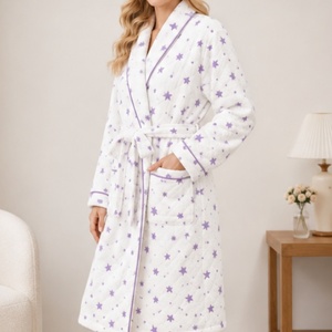 <span class=keywords><strong>Peignoir</strong></span> de Spa Blanc Doux Personnalisé pour Femme – Robe de Chambre de Luxe Imprimée pour la Maison – Peignoirs en Coton Chauds pour Femme - Product Image 4