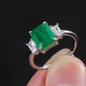 Fashion Jewelry Eco-friendly Copper 8*10MM Emerald Zircon Rectangle Square Shape Statement Three Stone Ring for Women - Product Image 3