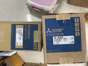 Moteur servo AC Mitsubishi HG-SR102 HG-JR203B - Product Image 1