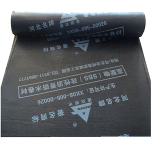 Feuille de toiture en <span class=keywords><strong>feutre</strong></span> d'asphalte à membrane imperméable bitumineuse modifiée SBS bon marché - Product Image 1