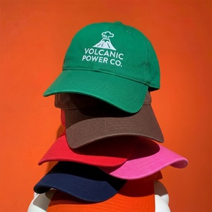 หมวกเบสบอลปักโลโก้ 6 แผง สีเขียว ผ้าฝ้ายฟอกทรงไม่แข็งแบบ Dad Hat - Product Image 1