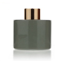 HONGYU Diffuseur de forme ronde Diffuseur de roseau coloré avec bouchon en verre de bouteille en aluminium 50ml 100ml 150ml 200ml 500ml Parfum