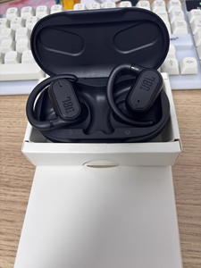 Écouteurs sportifs <span class=keywords><strong>JBL</strong></span> Soundgear Sense Open Ear, écouteurs sans fil à oreille ouverte avec crochets d'oreille, étanches IPX6, écouteurs sans fil - Product Image 4