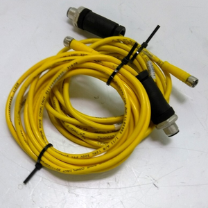 Lotto di 2 Cavi U2515-65, 2,7 m di Lunghezza, 3 Conduttori, Connettore Femmina, Nuovo Originale Pronto per la Spedizione, Automazione Industriale Pac Dedic - Product Image 1