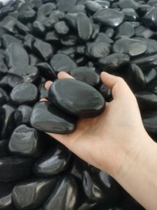 <span class=keywords><strong>Ciottoli</strong></span> Ovali Neri Naturali Altamente Lucidati <span class=keywords><strong>per</strong></span> <span class=keywords><strong>Pavimentazione</strong></span> <span class=keywords><strong>Esterna</strong></span> Non Tossici Design Moderno <span class=keywords><strong>per</strong></span> Giardino e Piscina - Product Image 2