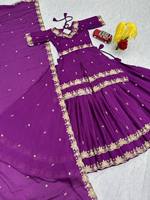 Gaun Pengantin Lehenga Choli Terlaris untuk Wanita, Pakaian Etnik Bersulam untuk Resepsi Pernikahan Tersedia dengan Harga Terjangkau