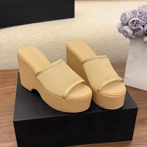 Zapatos de diseñador, sandalias de playa y para exteriores, estilo clásico de marca, a la moda, cómodos y antideslizantes, con suela gruesa. - Product Image 2