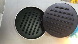 Presse à hamburgers antiadhésive en métal, fabricant de galettes de viande avec ustensiles de cuisine en aluminium et PP pour hamburgers végétariens, poignée ABS - Product Image 4