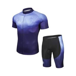 Conjunto de Ciclismo Personalizado para Hombre con Diseño sin Etiquetas y Tela Suave, Listo para Logotipos de Equipos y Proyectos de Branding de Eventos - Product Image 1