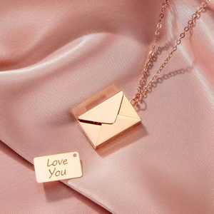 Songfu personnalisé gravé en acier inoxydable médaillon pendentif collier personnalisé <span class=keywords><strong>lettre</strong></span> d'amour enveloppe colliers pour cadeau - Product Image 2