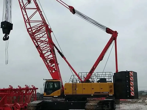 รถเครนตีนตะขาบ SCS900A ขนาด 90 ตัน แบบโครงเหล็ก 57 เมตร สำหรับงานยกในงานก่อสร้าง - Product Image 5