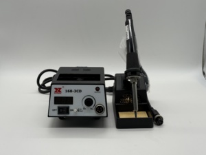 Stazione di Saldatura Digitale Professionale XYTRONIC 1683CD con Controllo Preciso della Temperatura per Uso Industriale - Product Image 4