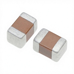 10PCS ตัวเก็บประจุแบบ <span class=keywords><strong>SMD</strong></span> 0402 22UF 226M 20% X5R 6.3V 10V 16V 16V 25V MLCC ตัวเก็บประจุเซรามิก 1.0X0.5 มม. - Product Image 1
