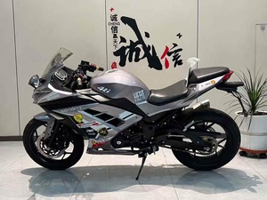 Moto sportive <span class=keywords><strong>Kawasaki</strong></span> Ninja <span class=keywords><strong>250</strong></span> d'occasion, carénage complet, 250cc, bicylindre en parallèle, refroidissement liquide, ABS, embrayage assisté, Guangdong - Product Image 2