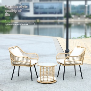Conjunto de Mesa de Café para Patio, Personalizado, de Ratán, para Dos Personas, con Mesa para Té de la Tarde y Juego de Tres Sillas, Estilo Simple - Product Image 3