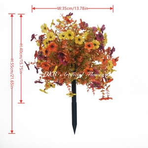 Elegante <span class=keywords><strong>torre</strong></span> floral en capas con rosas y base de estaca resistente para bordes de jardín, patios, pasillos, bodas y exteriores. - Product Image 2