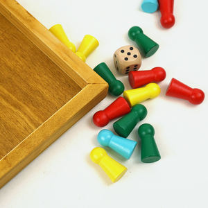 Vente en gros d'ensemble de jeux de société de haute qualité pièces d'échecs en plastique coloré jeux d'échecs volants en bois jeux de société pour adultes - Product Image 6