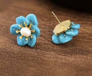Zertifizierter 925er Sterlingsilber Natürlicher Türkis Süßwasserperlen Blumen-Ohrstecker Einfache Damen-Ohrringe Florale Barocke Feine Schmuckstücke - Product Image 3
