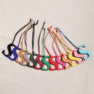 Alfabeto colgante de cuero genuino letra inglesa inicial llavero mochila colgante señoras mujeres <span class=keywords><strong>bolso</strong></span> encanto - Product Image 3