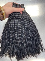 Vente en gros Extensions de cheveux indiens bruts non transformés, Tresse naturelle de vague de corps, Faisceaux de cheveux humains vierges rebondissants
