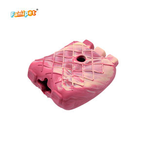 Famipet, venta al por mayor, nuevo diseño, goma Natural resistente, tratamiento dispensador, juguete indestructible para perros, juguete masticable para mascotas para masticadores agresivos - Product Image 6