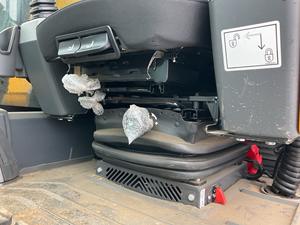 Excavadora Hidráulica Pequeña XCMG XE135G de 13 Toneladas con Cucharón para Venta - Product Image 4