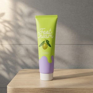 Tube en plastique vert D40mm pour emballage cosmétique 100ml, impression offset personnalisée, crème pour les pieds et soins de la peau - Product Image 1