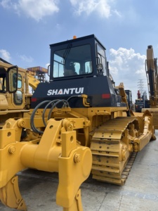 รถดันดินมือสอง Shantui SD22 ราคาถูก, 220 แรงม้า รถดันดินแบบตีนตะขาบมือสอง สภาพดี เครื่องจักรงานดินสำหรับขาย - Product Image 6