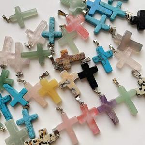 Nuovi prodotti pietre curative croce collana ciondolo di cristallo per la creazione di gioielli - Product Image 5