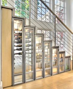 Mueble de Almacenamiento para Vinos JINGSHUN de Madera Maciza y Vidrio para Escaleras, Optimización de Espacio, Mueble de Almacenamiento para el Hogar a Medida, Listo para Armar - Product Image 3